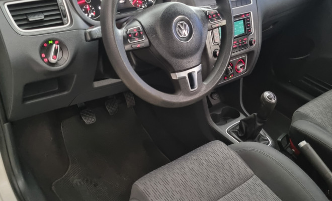 VW - VolksWagen Fox 1.0 Mi Total Flex 8V 5p 2014 Flex-9