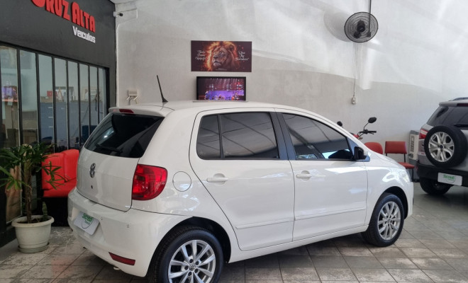 VW - VolksWagen Fox 1.0 Mi Total Flex 8V 5p 2014 Flex-3