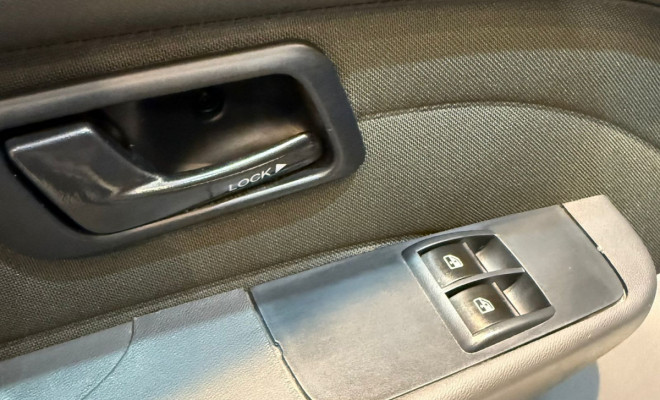 Fiat Strada Adventure1.8/ 1.8 LOCKER Flex CD 2019 Flex-13