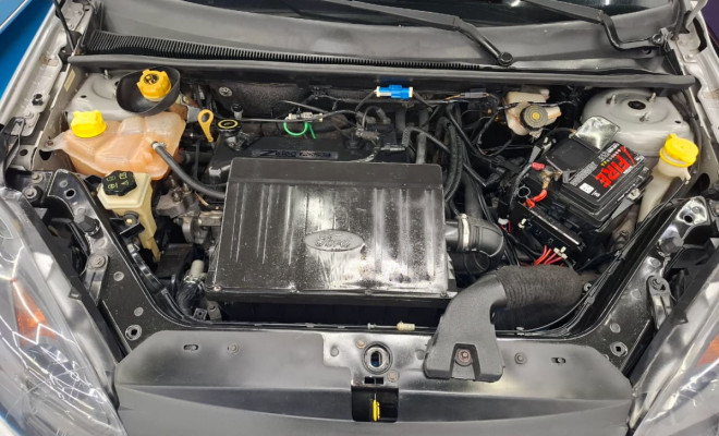 Ford Fiesta Sedan SE 1.0 8V Flex 4p 2014 Flex-21