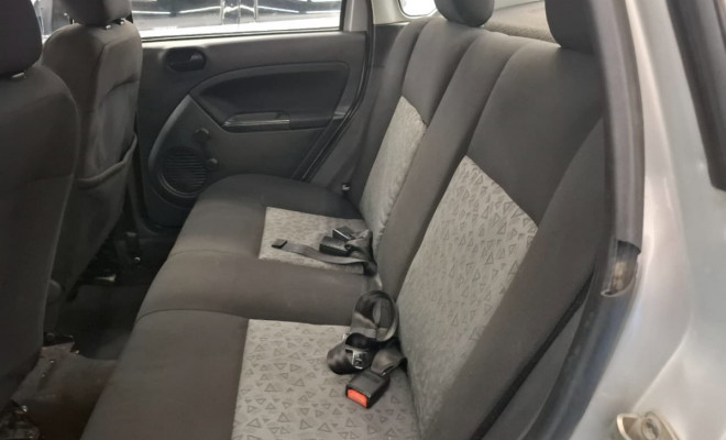 Ford Fiesta Sedan SE 1.0 8V Flex 4p 2014 Flex-13