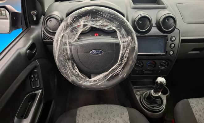 Ford Fiesta Sedan SE 1.0 8V Flex 4p 2014 Flex-9