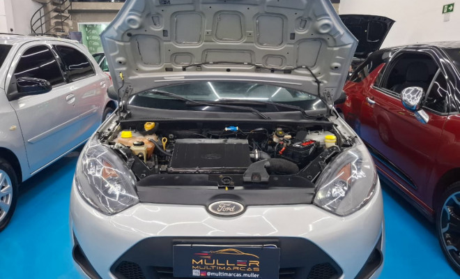 Ford Fiesta Sedan SE 1.0 8V Flex 4p 2014 Flex-5