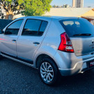 Renault SANDERO Expression Hi-Flex 1.6 8V 5p 2013 Flex-1