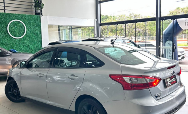 Ford Focus Sedan 2.0 16V/2.0 16V Flex 4p Aut. 2015 Flex-2