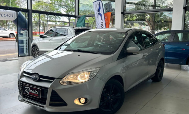 Ford Focus Sedan 2.0 16V/2.0 16V Flex 4p Aut. 2015 Flex