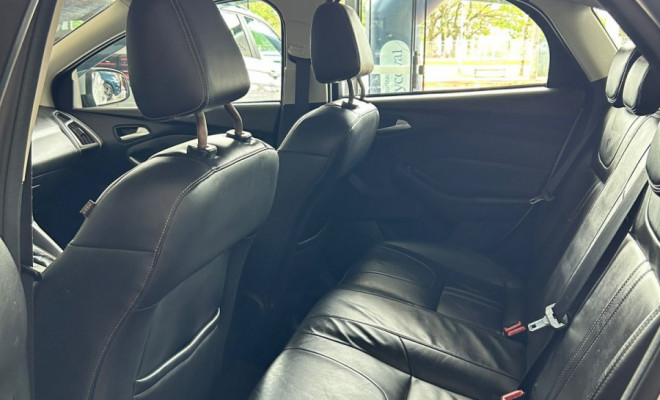 Ford Focus Sedan 2.0 16V/2.0 16V Flex 4p Aut. 2015 Flex-9