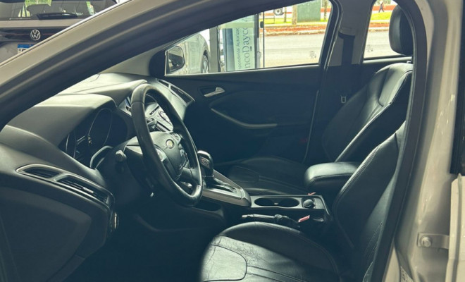 Ford Focus Sedan 2.0 16V/2.0 16V Flex 4p Aut. 2015 Flex-6