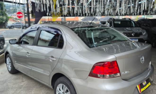 VW - VolksWagen VOYAGE 1.0/1.0 City Mi Total Flex 8V 4p 2012 Flex-6