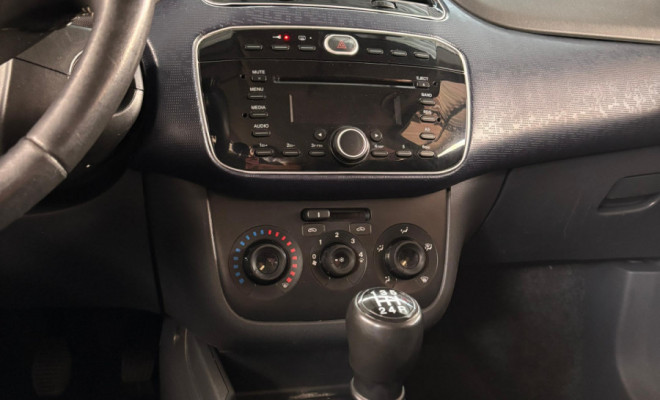 Fiat Punto ATTRACTIVE 1.4 Fire Flex 8V 5p 2014 Flex-7