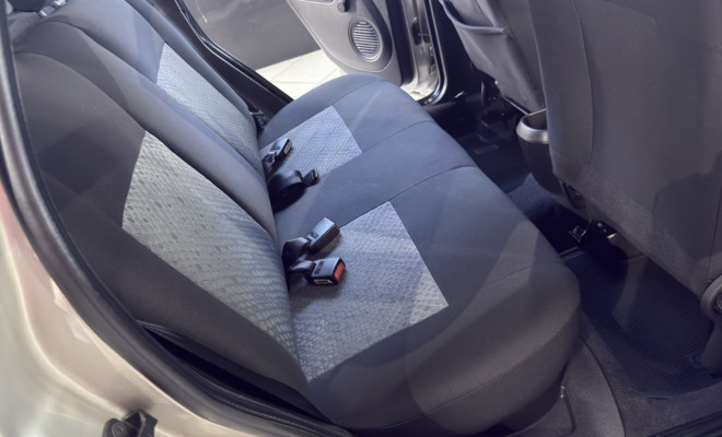 Ford Fiesta SE 1.6 8V Flex 5p 2014 Flex-7