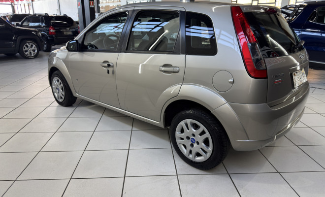 Ford Fiesta SE 1.6 8V Flex 5p 2014 Flex-1