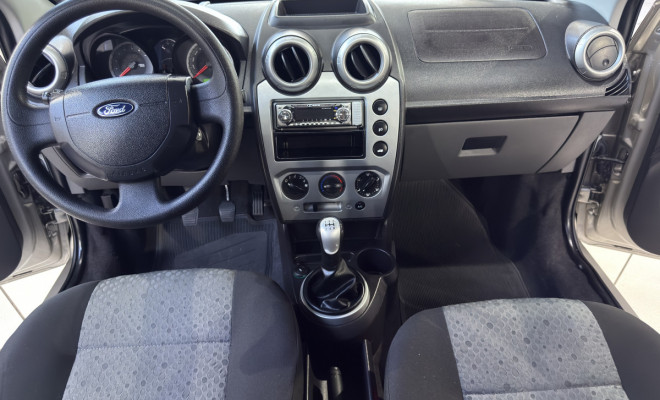 Ford Fiesta SE 1.6 8V Flex 5p 2014 Flex-9