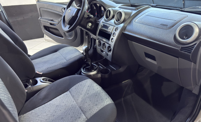 Ford Fiesta SE 1.6 8V Flex 5p 2014 Flex-6
