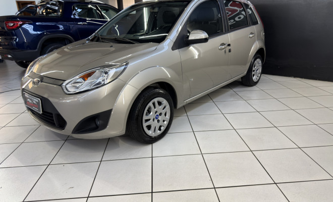 Ford Fiesta SE 1.6 8V Flex 5p 2014 Flex-2