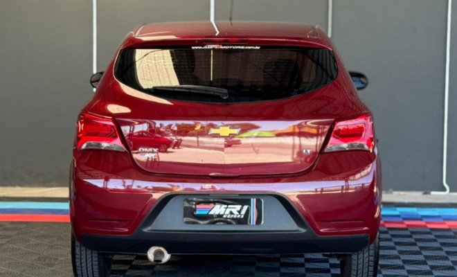 GM - Chevrolet ONIX HATCH LT 1.0 8V FlexPower 5p Mec. 2019 Flex-4