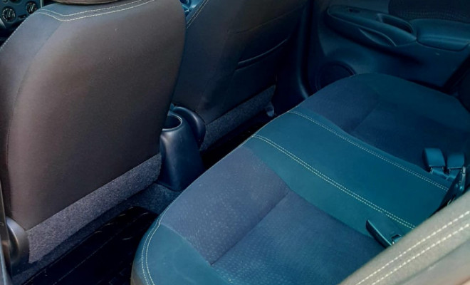 Nissan VERSA SV 1.6 16V FlexStart 4p Aut. 2017 Flex-9