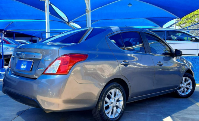 Nissan VERSA SV 1.6 16V FlexStart 4p Aut. 2017 Flex-2