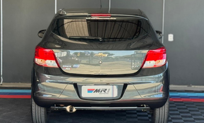 GM - Chevrolet ONIX HATCH Joy 1.0 8V Flex 5p Mec. 2018 Flex-4
