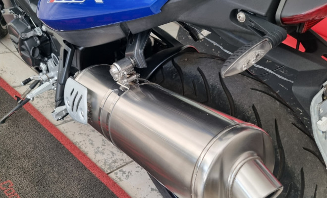 BMW F 800 R 2013 Gasolina-4