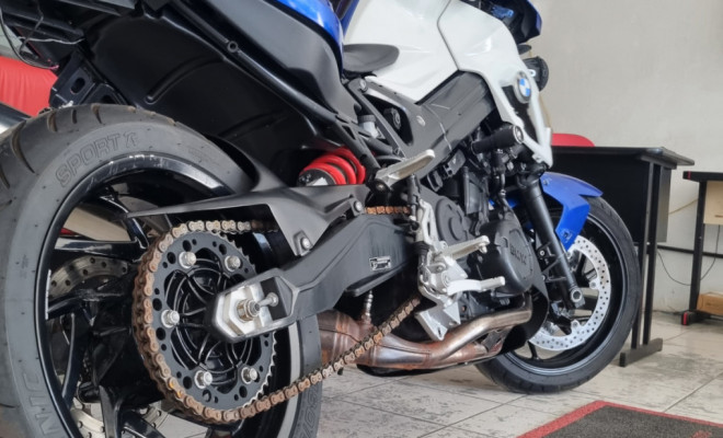 BMW F 800 R 2013 Gasolina-2