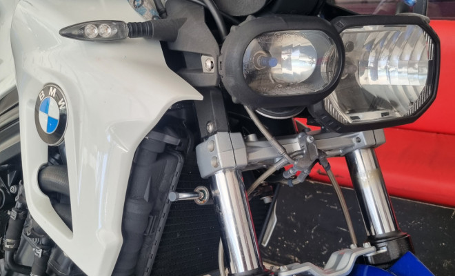 BMW F 800 R 2013 Gasolina-0