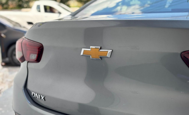 GM - Chevrolet ONIX SEDAN Plus LT 1.0 12V Flex 4p Mec. 2024 Flex-25