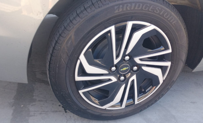 GM - Chevrolet ONIX SEDAN Plus LT 1.0 12V Flex 4p Mec. 2024 Flex-19