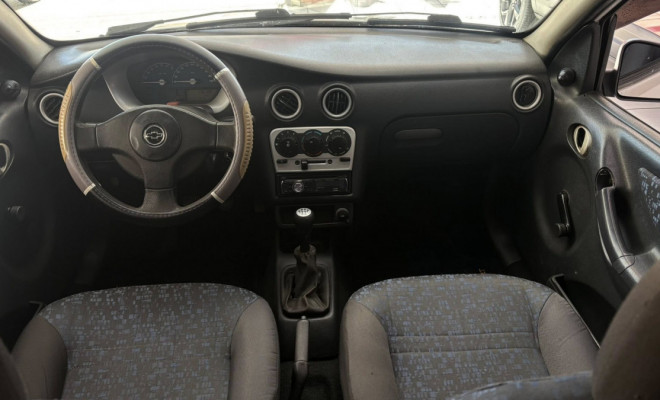 GM - Chevrolet Celta Super 1.0 MPFI VHC 2004-4