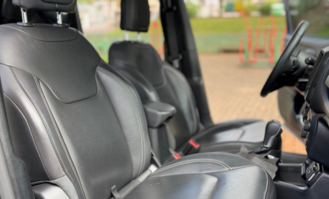 Jeep Renegade Longitude 1.8 4x2 Flex 16V Aut. 2021 Flex-4