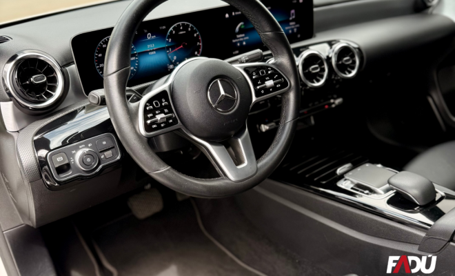 Mercedes-Benz A 200 1.3 TB Advance Aut. 2019 Gasolina-3