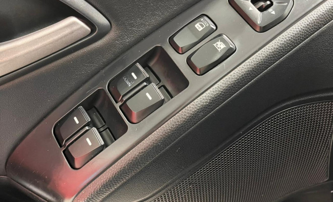 Hyundai ix35 GLS 2.0 16V 2WD Flex Aut. 2012 Gasolina-8