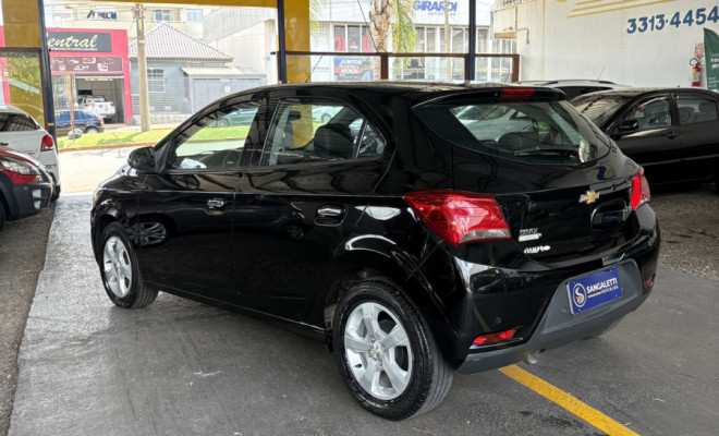 GM - Chevrolet ONIX HATCH LT 1.4 8V FlexPower 5p Mec. 2019 Flex-1