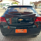 GM - Chevrolet ONIX HATCH LT 1.0 8V FlexPower 5p Mec. 2017 Flex-3