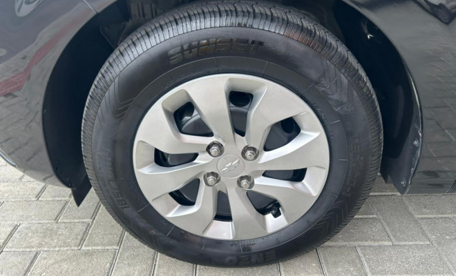 GM - Chevrolet ONIX HATCH LT 1.0 8V FlexPower 5p Mec. 2017 Flex-12