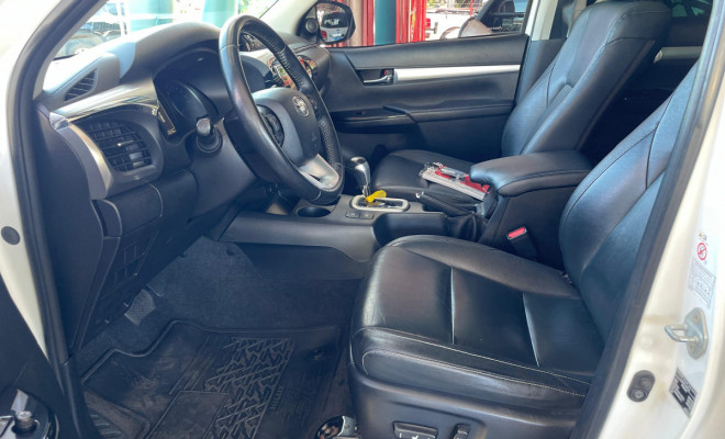 Toyota Hilux CD SRX 4x4 2.8 TDI 16V Diesel Aut. 2018 Diesel-8