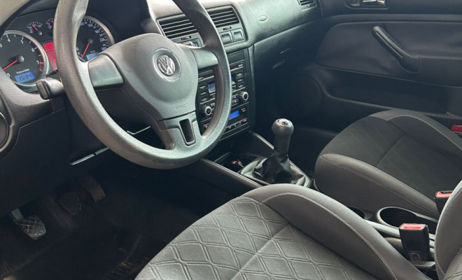 VW - VolksWagen Golf 1.6 Mi Total Flex 8V 4p 2013 Flex-11