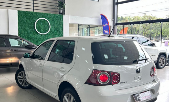 VW - VolksWagen Golf 1.6 Mi Total Flex 8V 4p 2013 Flex-1