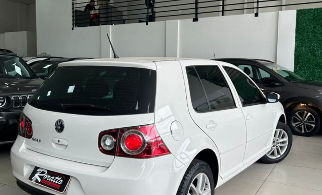 VW - VolksWagen Golf 1.6 Mi Total Flex 8V 4p 2013 Flex-2