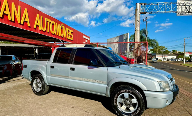 GM - Chevrolet S10 P-Up Executive 2.4 MPFI F.Power CD 2011 Flex-3