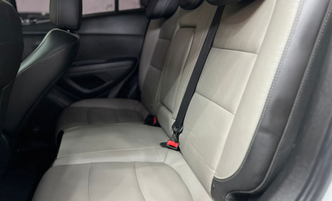 GM - Chevrolet TRACKER LTZ 1.8 16V Flex 4x2 Aut. 2016 Flex-9