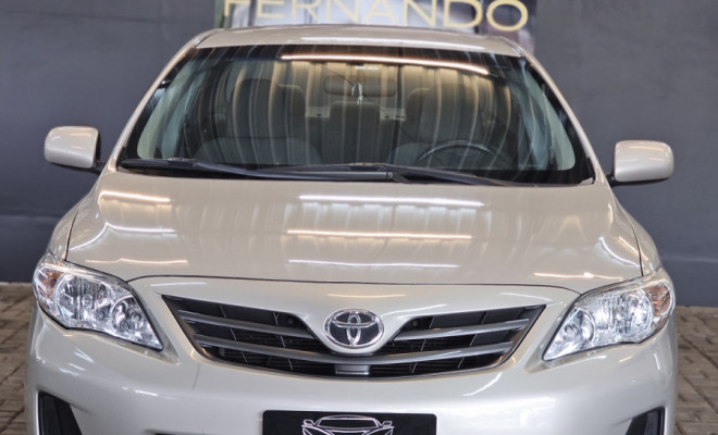 Toyota Corolla GLi 1.8 Flex 16V Mec. 2013 Flex-1