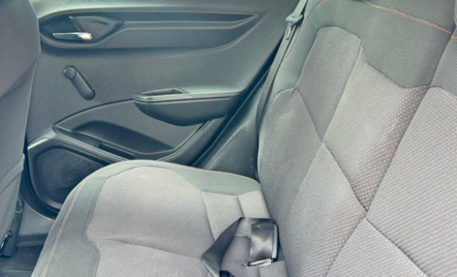 GM - Chevrolet ONIX HATCH LT 1.4 8V FlexPower 5p Mec. 2015 Flex-2