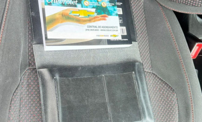 GM - Chevrolet ONIX HATCH LT 1.4 8V FlexPower 5p Mec. 2015 Flex-0