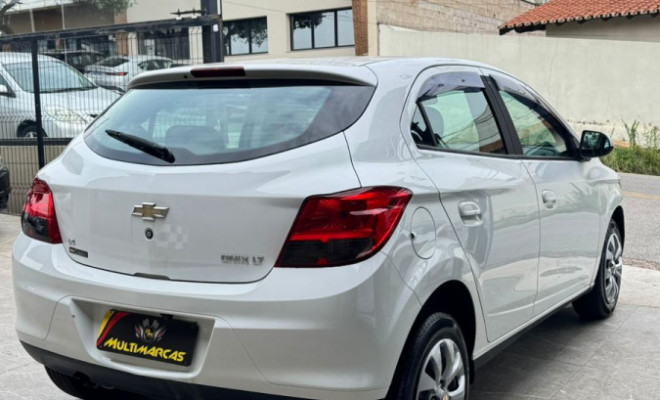 GM - Chevrolet ONIX HATCH LT 1.4 8V FlexPower 5p Mec. 2015 Flex-1