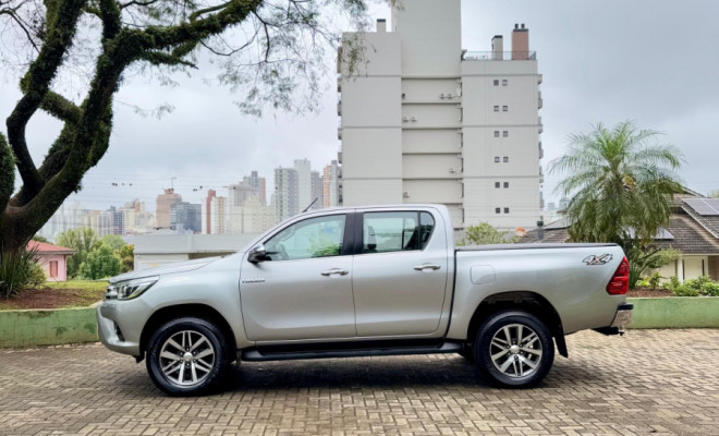 Toyota Hilux CD SRX 4x4 2.8 TDI 16V Diesel Aut. 2018 Diesel-11