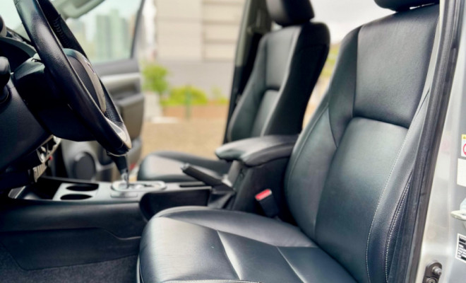 Toyota Hilux CD SRX 4x4 2.8 TDI 16V Diesel Aut. 2018 Diesel-3