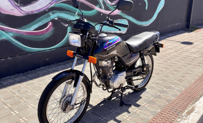 HONDA CG 125 TITAN 1996 (100% RESTAURADA ORIGINAL)-1