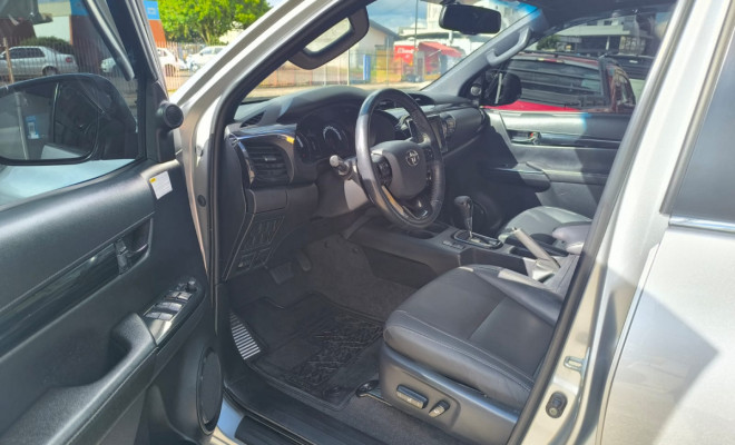 HILUX CD SRX 4x4 2.8 TDI Diesel AUT.-2