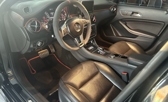 Mercedes-Benz Classe A45 AMG 4MATIC 2.0 Turbo Aut. 2014 Gasolina-8